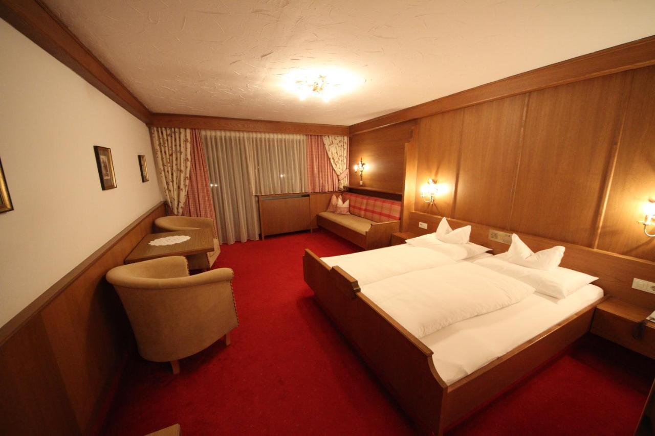 Hotel Almhof ノイシュティフト・イム・シュトゥーバイタール エクステリア 写真